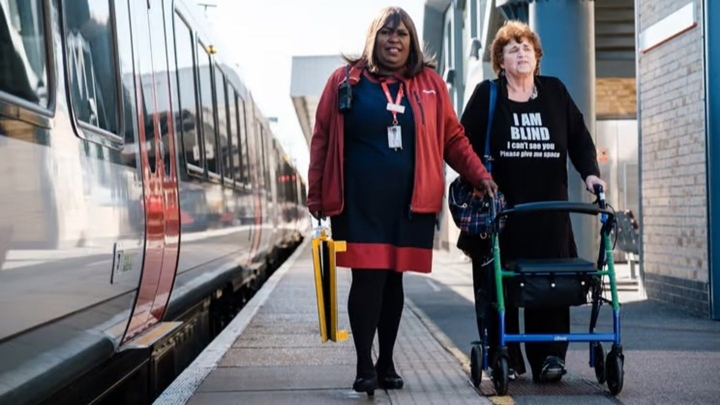 Greater Anglia первой в Британии упростила онлайн-заказ помощи для пассажиров
