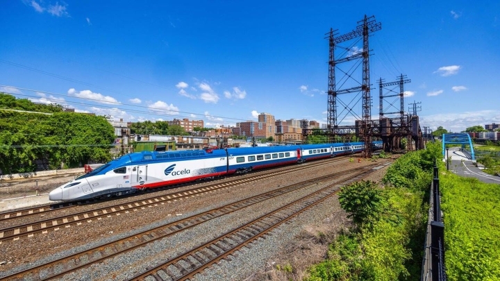 Amtrak запустил поезда NextGen Acela: новая эра скоростных перевозок в США